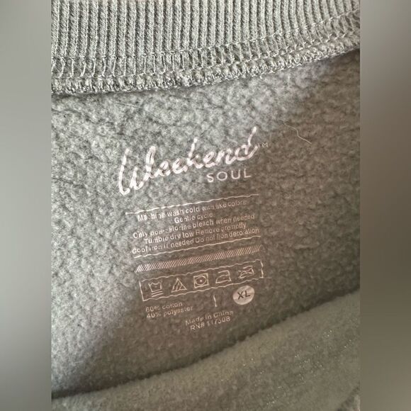 Grow your own way sweatshirt 🦋🌿 - Picture 3 of 8